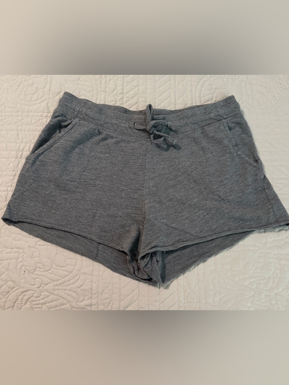 Surf Style Charcoal Gray Lightweight Shorts Raw Edge Hemline Size Large